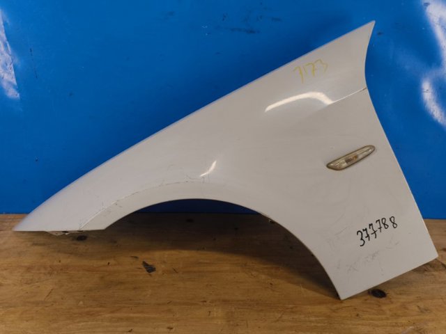 Ліве переднє крило 41355A55AF3 BMW