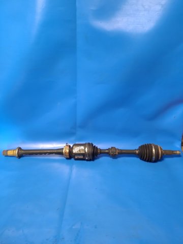 Привід передній правий 4341006221 TOYOTA