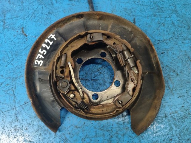 Захист гальмівного диска заднього, правий 4650342040 TOYOTA