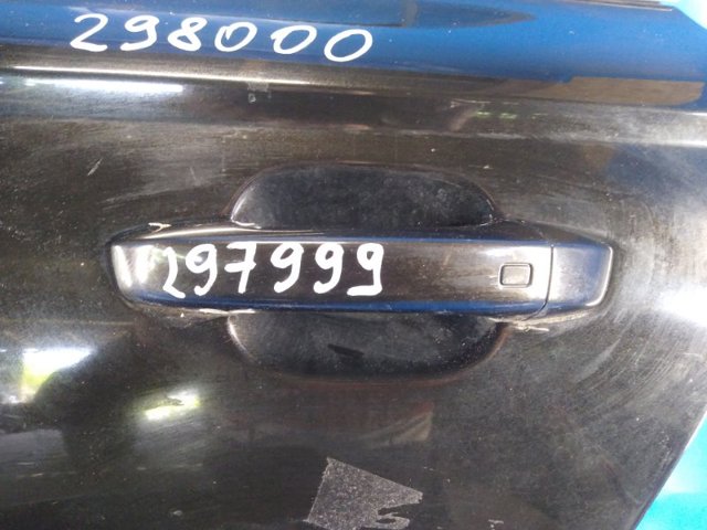 Тримач зовнішньої ручки дверей, задніх лівих 4H0837885 VAG