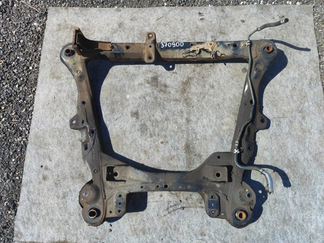Передня балка 5110006050 TOYOTA