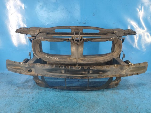 Шина бампера переднього 51117146646 BMW
