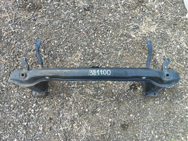 Підсилювач бампера переднього 51117229085 BMW