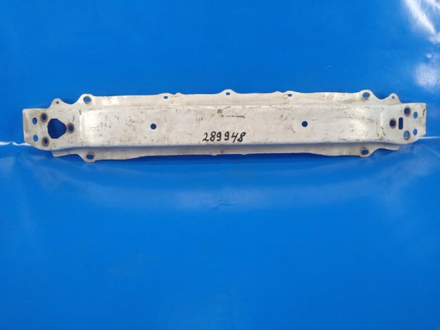 Шина бампера переднього 520210D070 TOYOTA