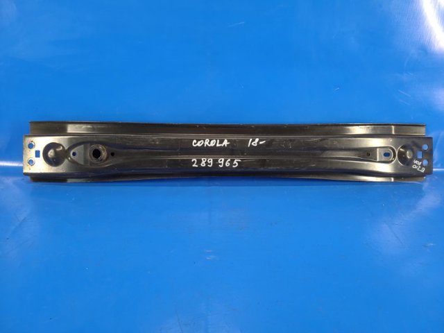 Швелер бампера 5202302280 TOYOTA