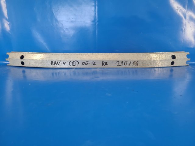 Буфер бампера заднього Toyota RAV4 III