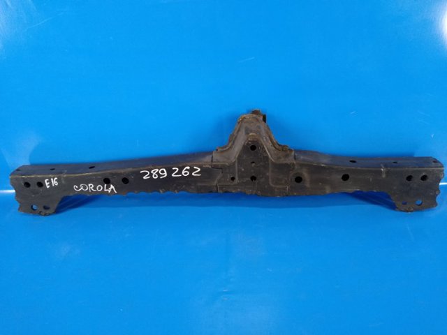 Балка передньої підвіски (підрамник), передня 5710402230 TOYOTA