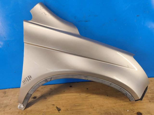 Переднє праве крило 60211SWAA91ZZ HONDA