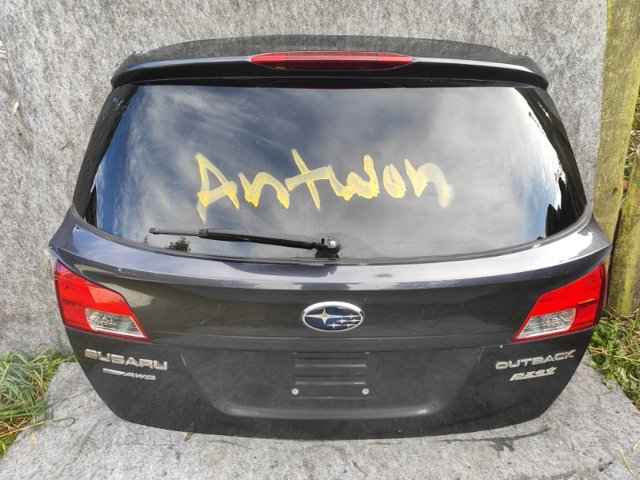 Задні двері багажника 60809AJ10A9P SUBARU