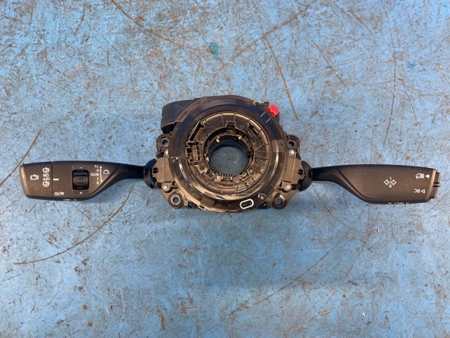 Перемикач підрульовий 61315A819E9 BMW