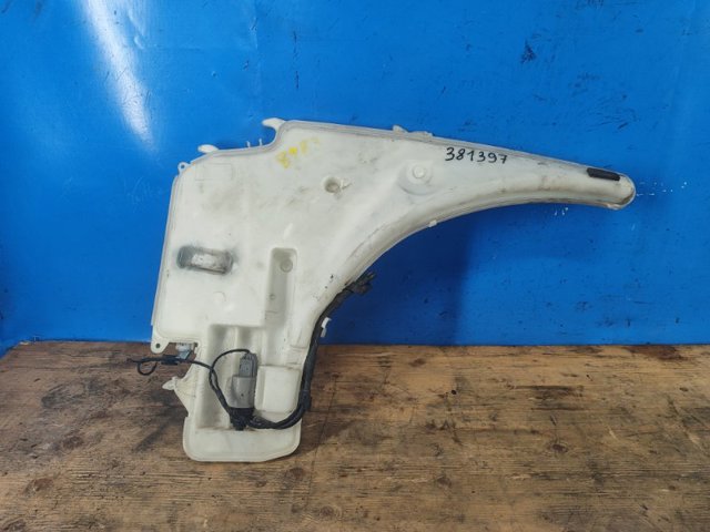 Бачок омивача лобового скла 61667238669 BMW