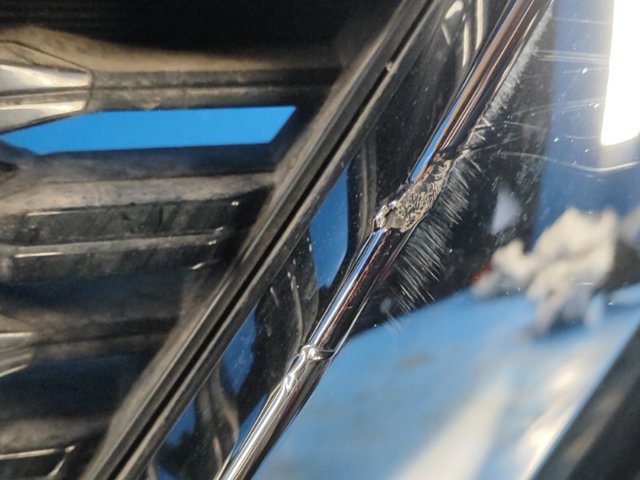 Решітка радіатора 623106RA0A NISSAN