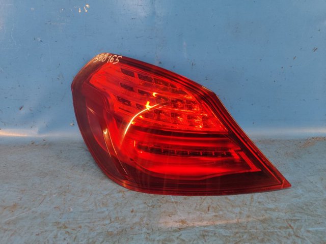 Ліхтар задній лівий 63217210575 BMW