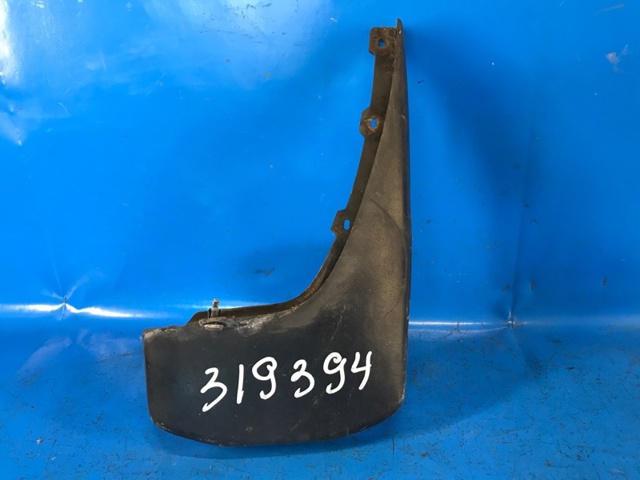 Бризковики передній, правий 63850EA500 NISSAN