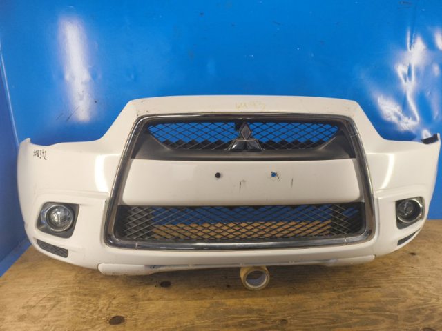 Бампер передній 6400C950 MITSUBISHI