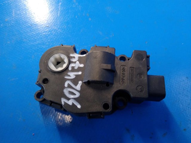 Двигун заслінки печі 64119321034 BMW