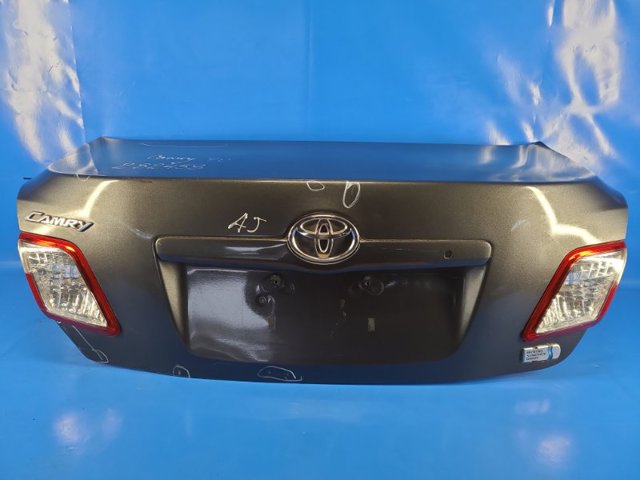Кришка багажника кузова 6440106280 TOYOTA