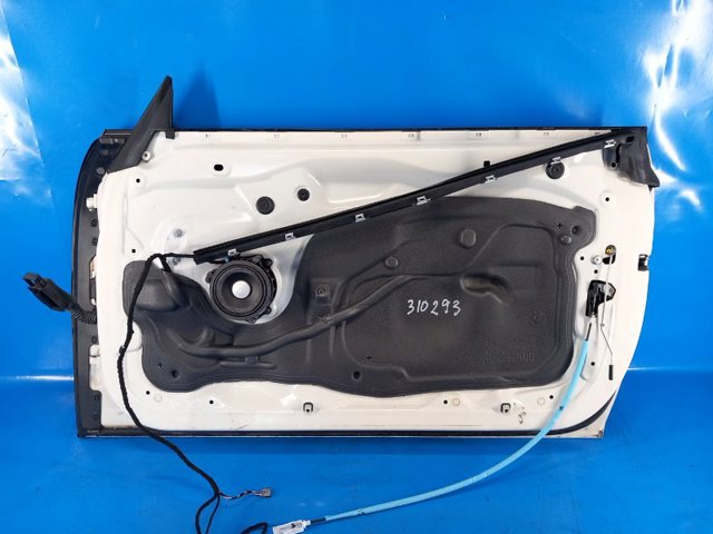 Двигун склопідіймача двері передньої, правої 67625A3F286 BMW