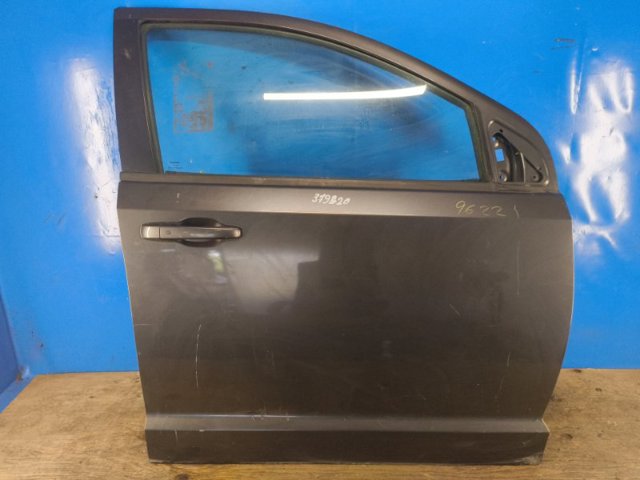 Пасажирські передні двері 68067470AD CHRYSLER