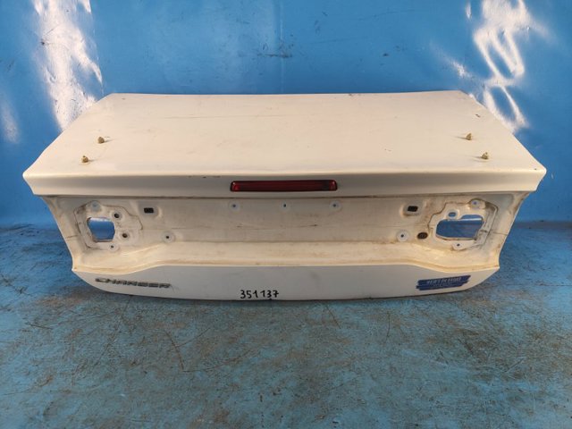 Кришка багажника кузова 68089362AA CHRYSLER