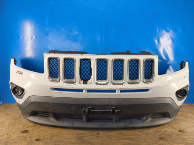 Буфер (бампер) передній 68109861AC CHRYSLER