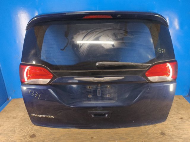 Двері багажника 68227064AK CHRYSLER