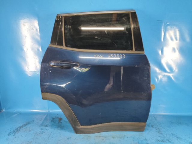 Двері задні в зборі 68246268AA CHRYSLER