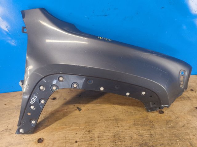 Переднє праве крило 68307086AA CHRYSLER