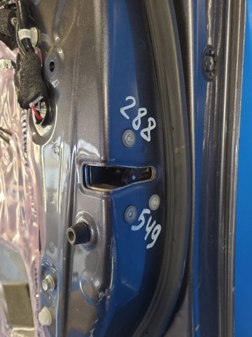 Замок двері правої передньої 6903053080 TOYOTA