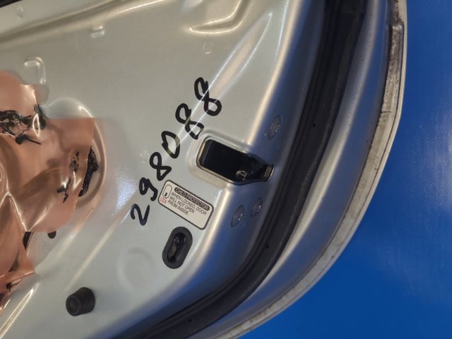 Замок задньої дверї, правої 6905006100 TOYOTA