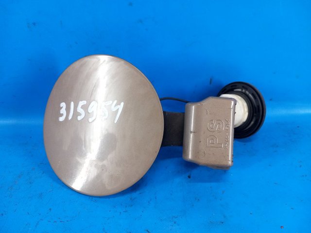 Люк б/бака 69510B2000 HYUNDAI