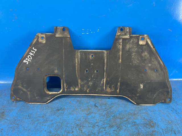 Захист двигуна задня 75881CG000 NISSAN