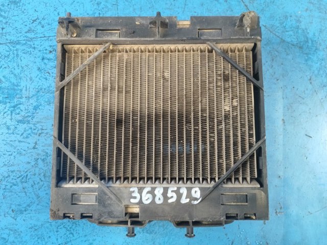 Радіатор охолодження двигуна, правий 7802662 BMW
