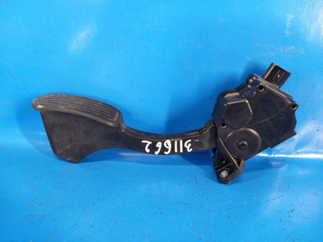 Підаль газу 7811047050 TOYOTA