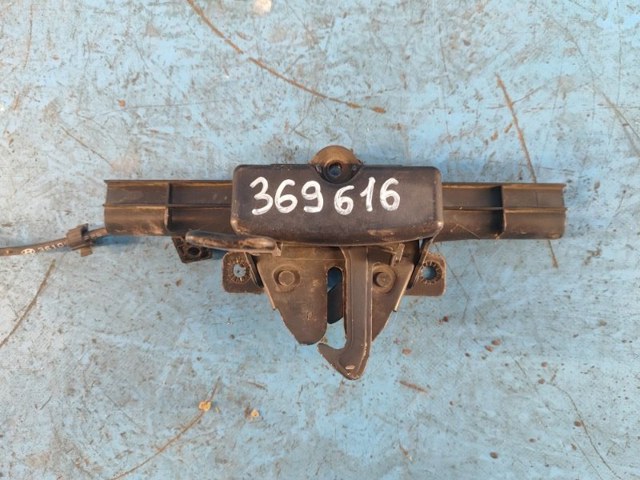 Замок кришки капота 811304R000 HYUNDAI