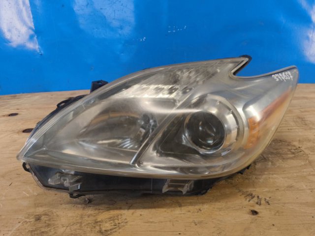 Основна фара в зборі ліва 8117047211 TOYOTA
