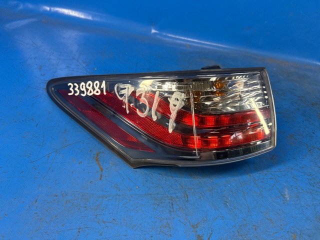 Ліхтар задній лівий, зовнішній 8156176010 TOYOTA