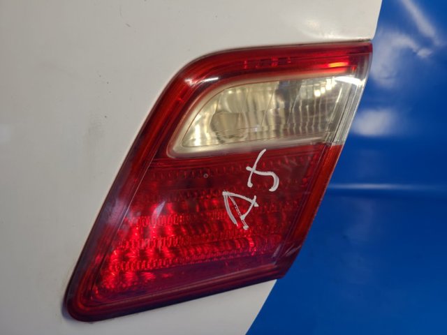 Ліхтар задній правий, внутрішній 8158133120 TOYOTA