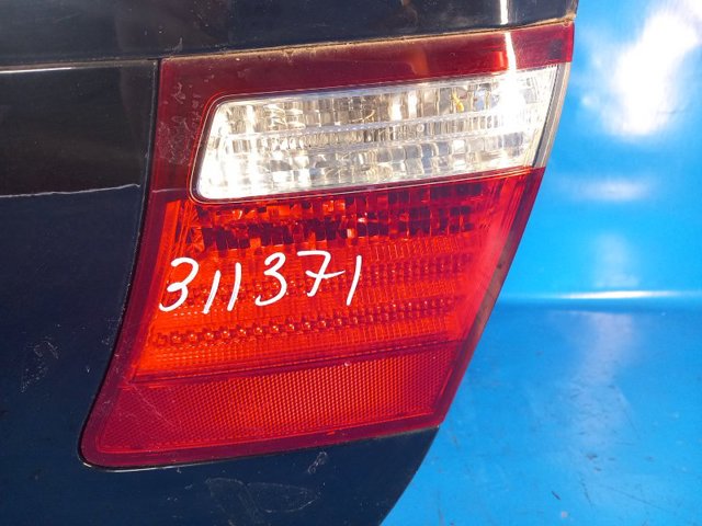 Фара задня права внутрішня 8158150150 TOYOTA