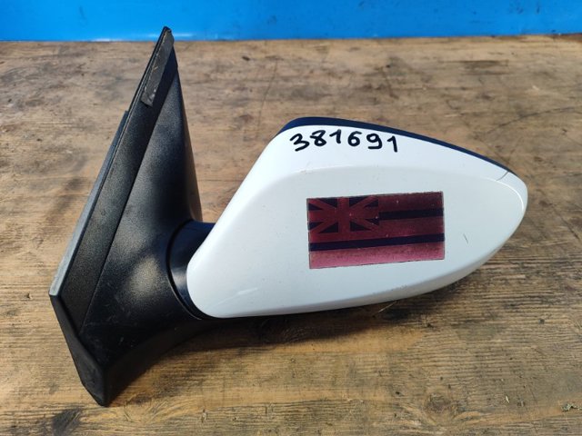 Дзеркало ліве 876101R210 HYUNDAI