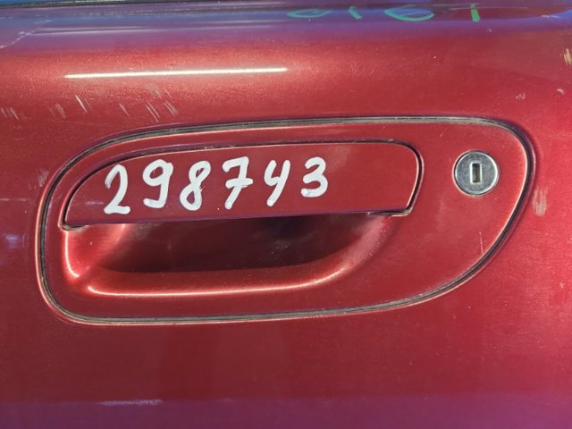 Ручка передньої двері зовнішня ліва 9187665 VOLVO