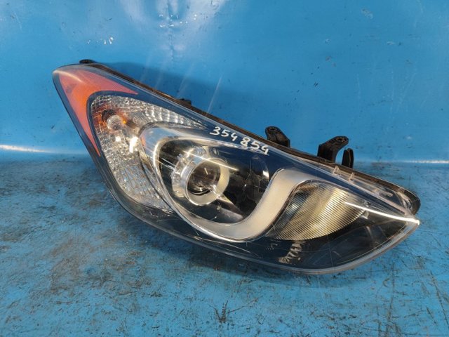 Права блок фара 92102A5000 HYUNDAI