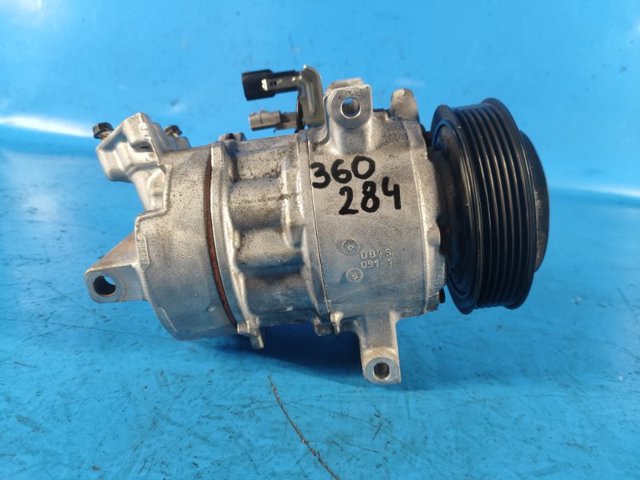 Компресор кліматичної установки 926006RA0B NISSAN