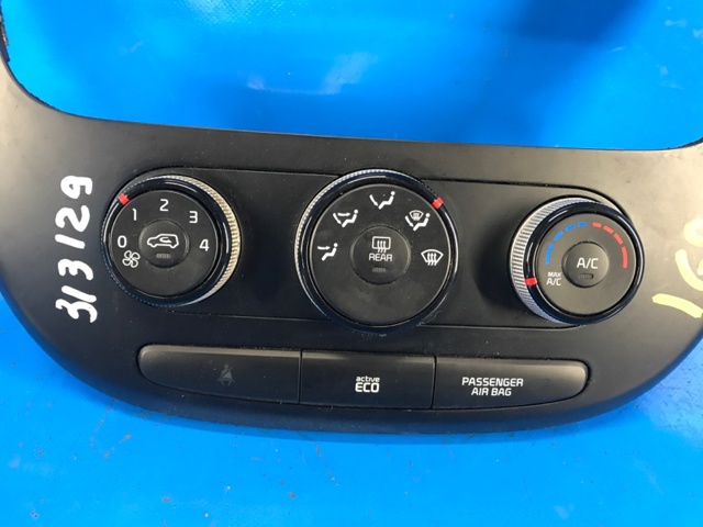 Механізм управління кондиціонером 97250B2AS1ASB HYUNDAI