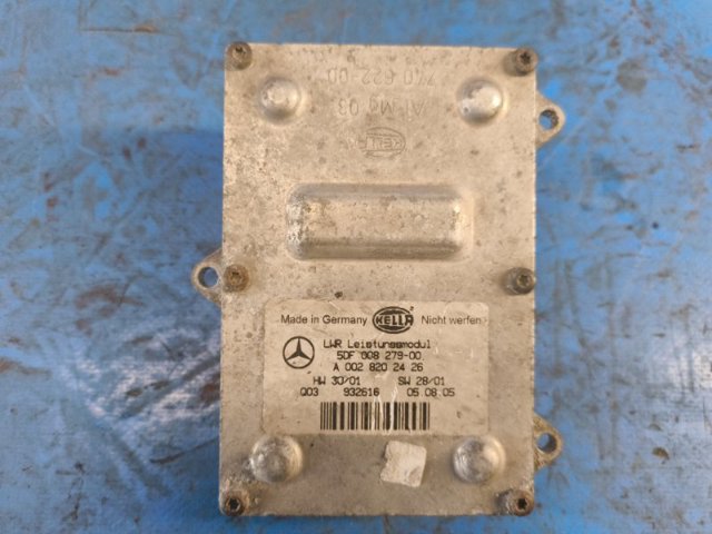 ЕБУ ксенону A0028202426 MERCEDES