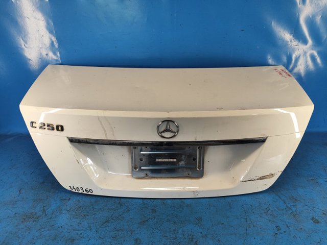Кришка багажника кузова A2047500075 MERCEDES