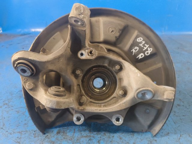 Цапфа поворотного кулака A2123502208 MERCEDES