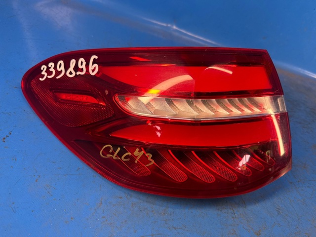 Задня ліва фара A2539061100 MERCEDES