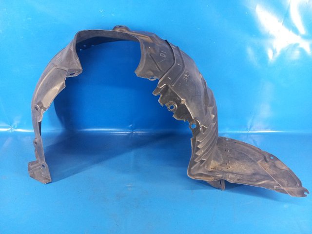 Підкрилок передній лівий BCD156140F MAZDA