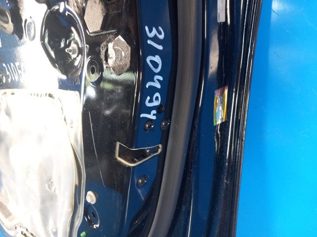 Внутрішній дверний замок BE8Z5421812B FORD